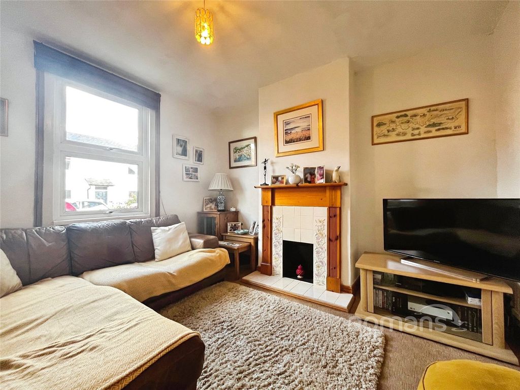 Property photo 2 of 14 Picture No. 17