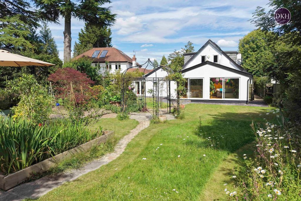 Property photo 1 of 34 Picture No. 28