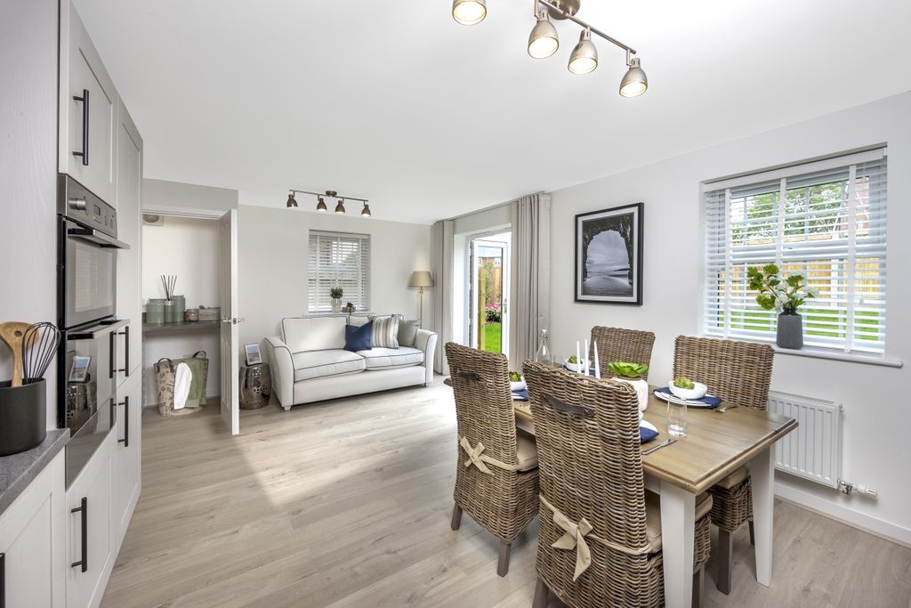 Property photo 3 of 9 Hurst Linmere Kitchen Diner