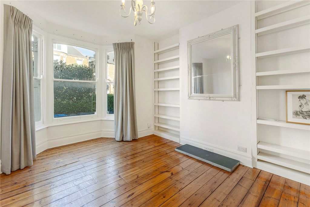 Property photo 2 of 7 Picture No. 08