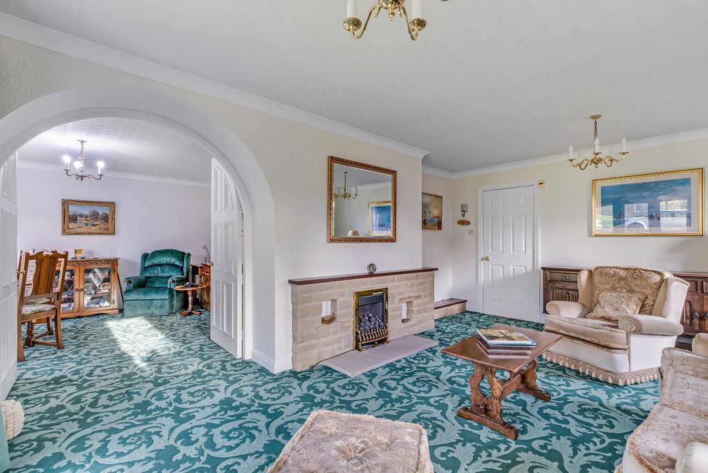 Property photo 3 of 25 Picture No. 04