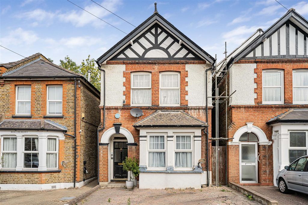 Property photo 1 of 16