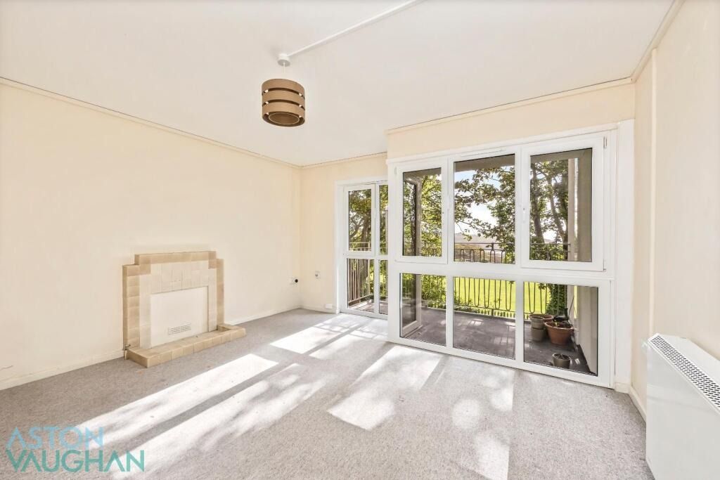 Property photo 2 of 23 4545951