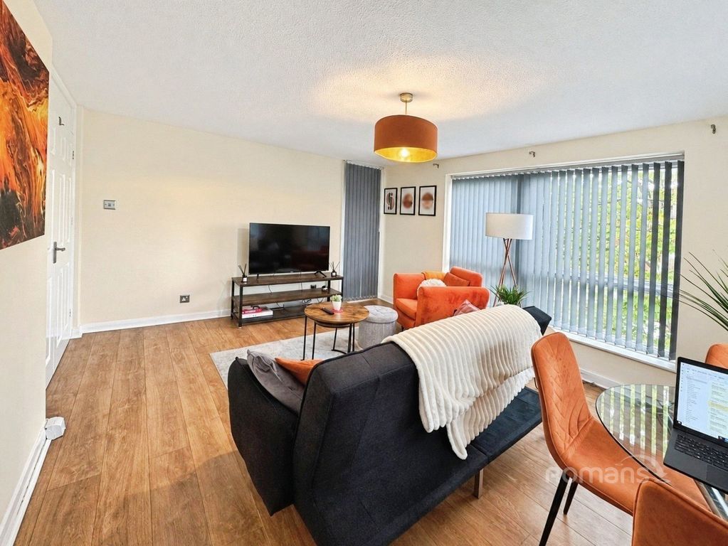 Property photo 2 of 8 Pbox-Img.Jpg