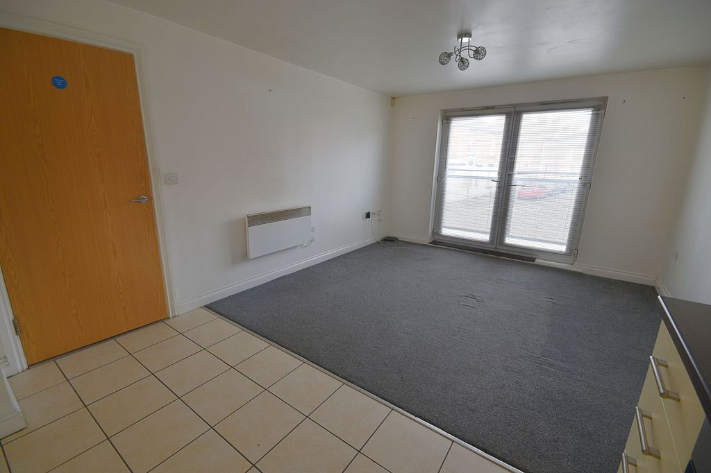 Property photo 3 of 9