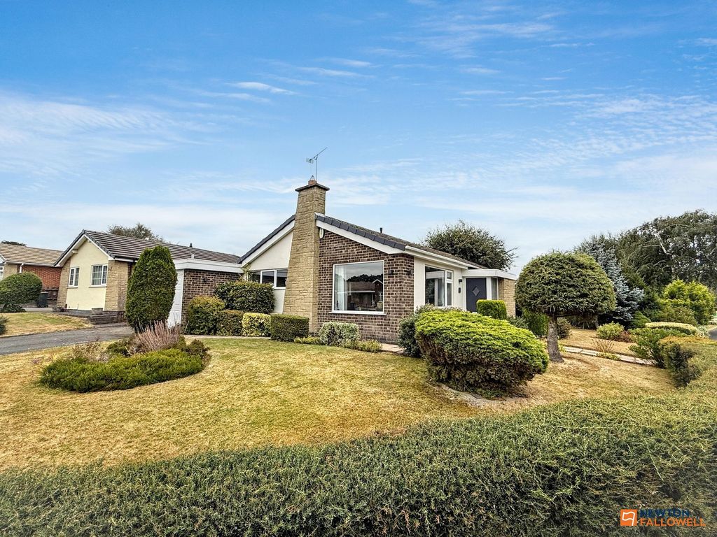 Property photo 1 of 35