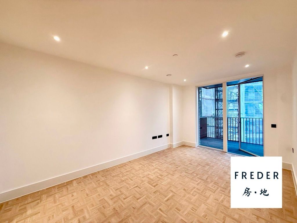 Property photo 2 of 26