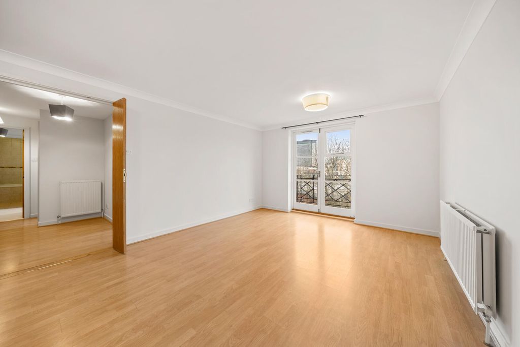 Property photo 2 of 16 Living Room