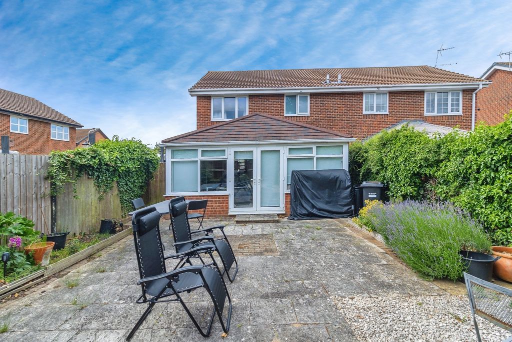 Property photo 2 of 24
