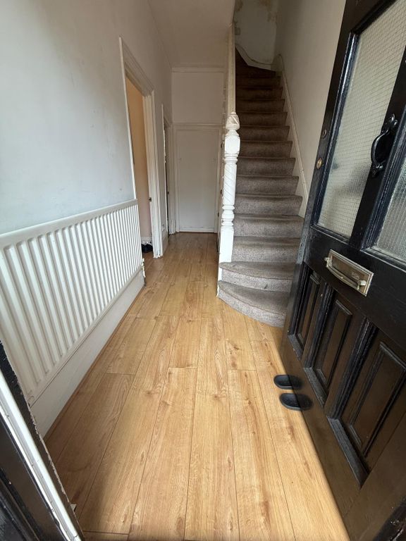 Property photo 2 of 32