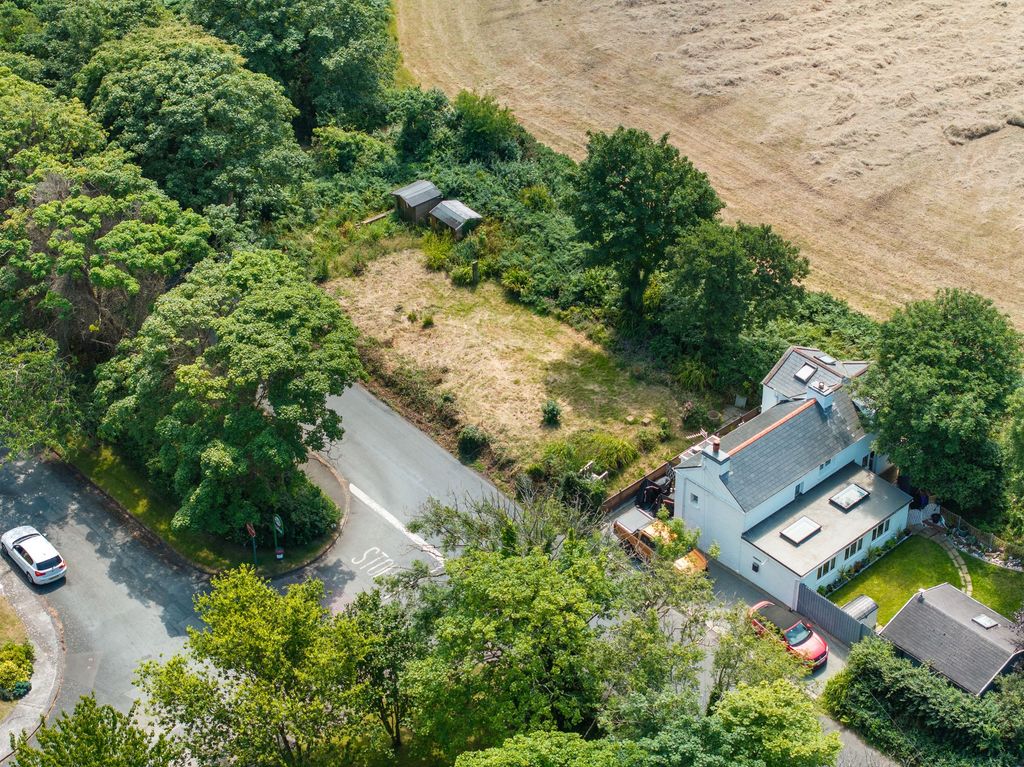 Property photo 2 of 15