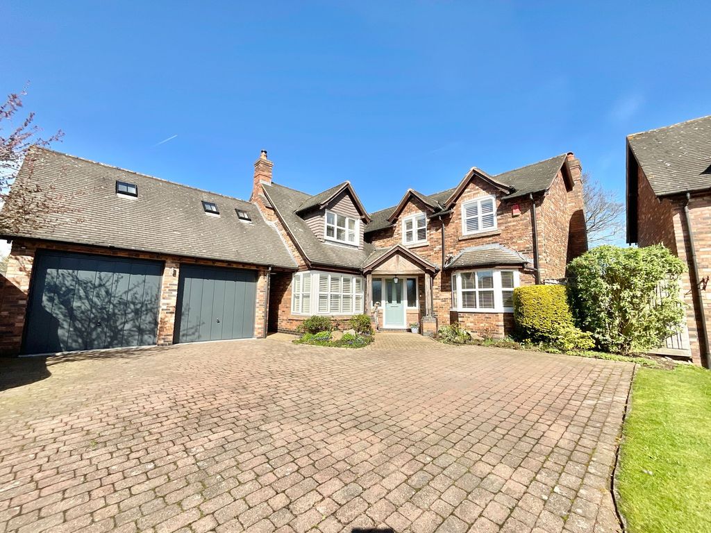 Property photo 1 of 41