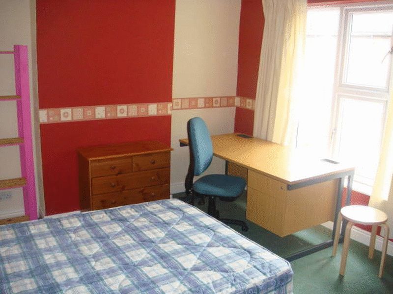 Property photo 3 of 7 Photo 1