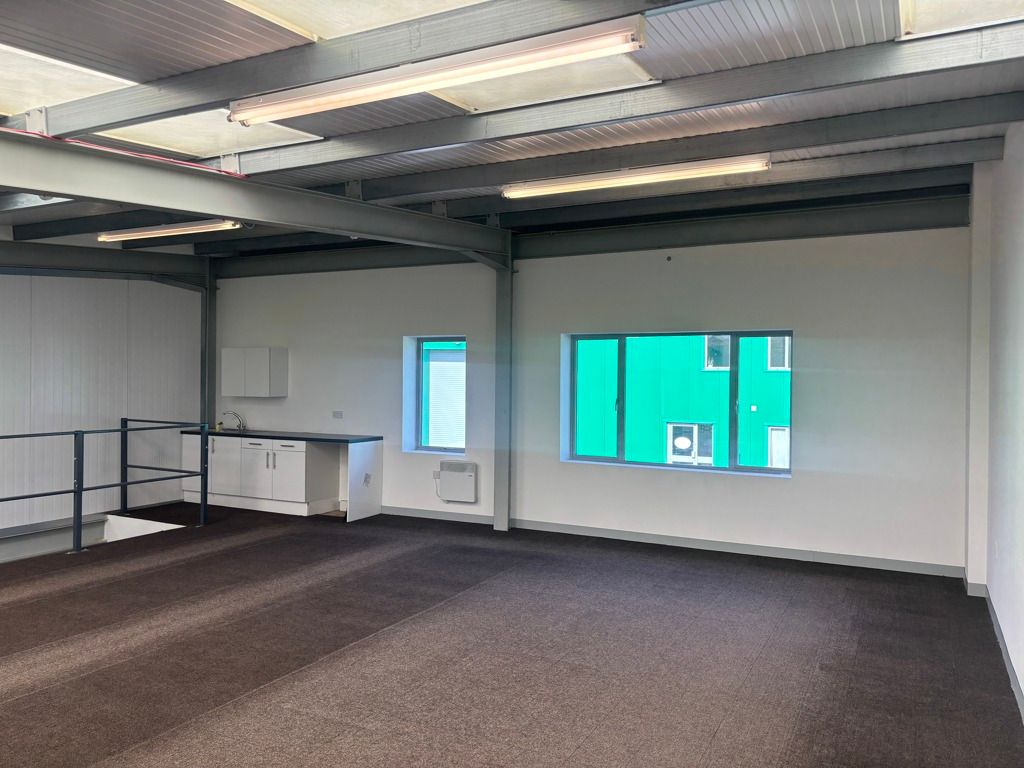 Property photo 2 of 7 Photo 10