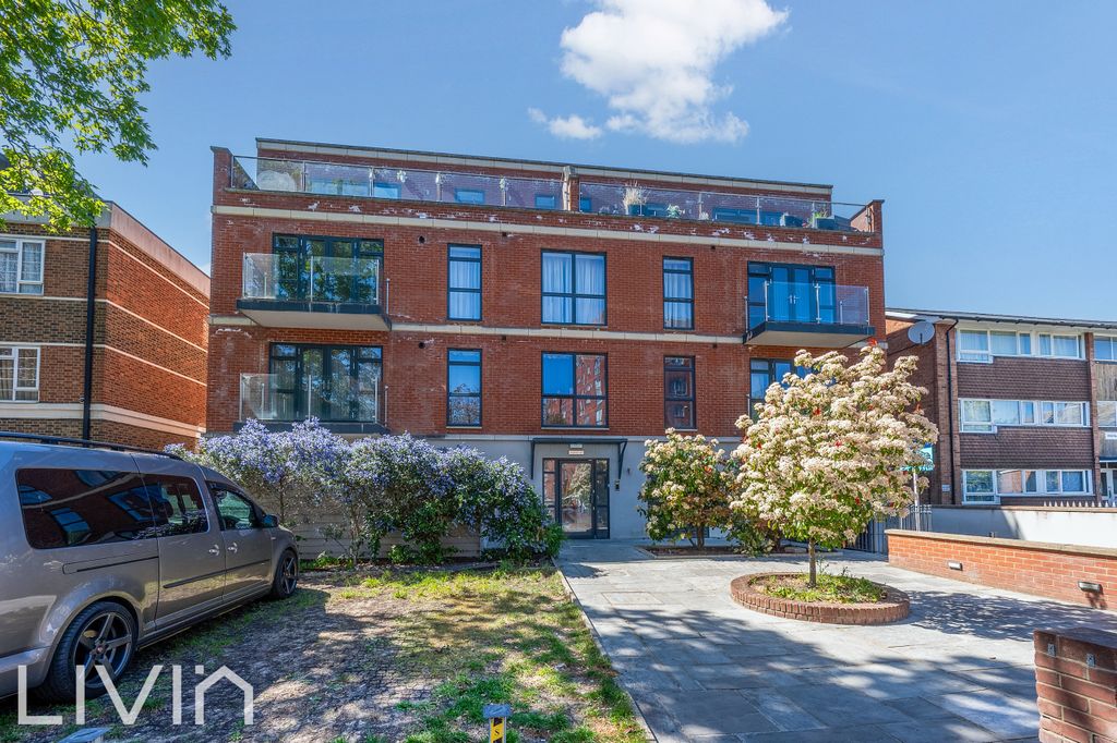 Property photo 1 of 12 1