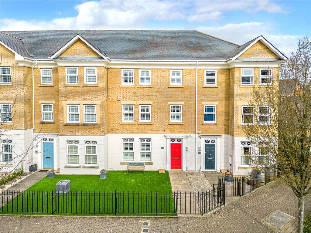 Property photo 1 of 37 Picture No. 27