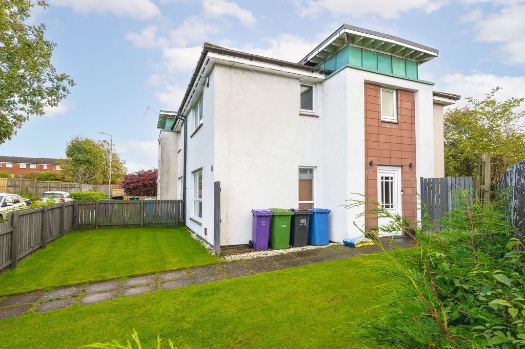 Property photo 1 of 33