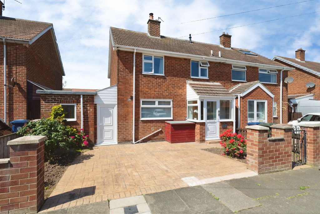 Property photo 1 of 30