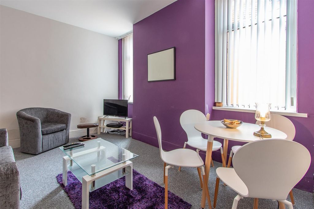 Property photo 1 of 10 34 Bryngwyn Ds Lounge Road-2 (2).Jpg