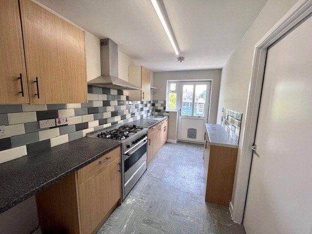 Property photo 3 of 17 Picture No. 69