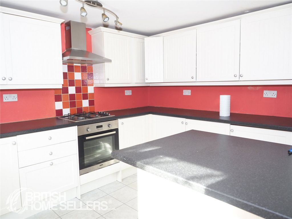 Property photo 3 of 23 Picture No. 22