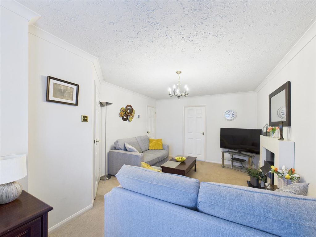 Property photo 3 of 14 Cam05080G0-Pr0266-Still002.Jpg