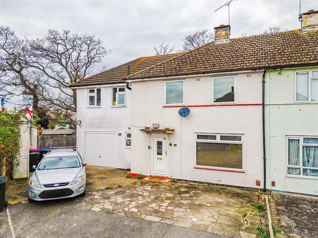 Property photo 1 of 31 Front