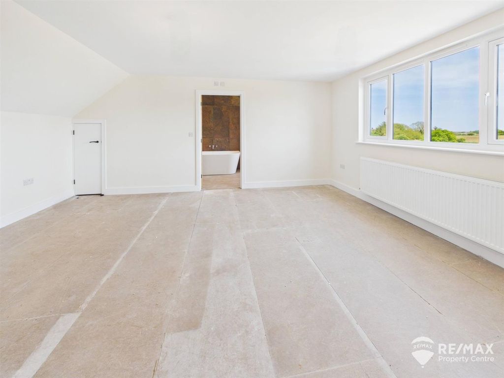 Additional image 16 of 5 bed detached house for saleOakley Gardens, Little Oakley, Harwich CO12