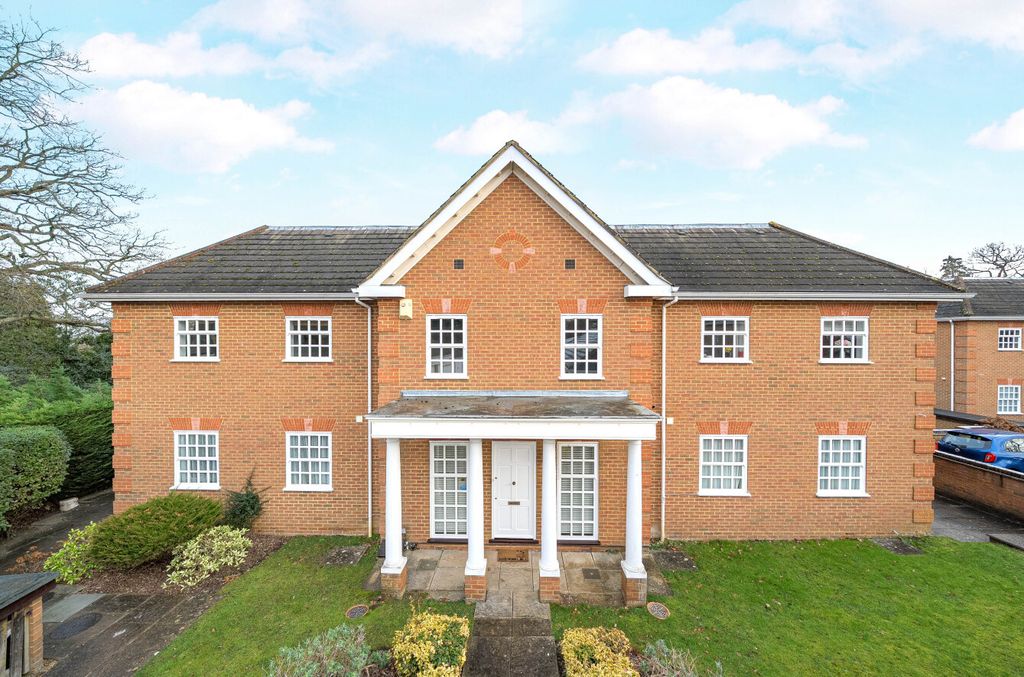 Property photo 1 of 22 1396176-2-695d20A...