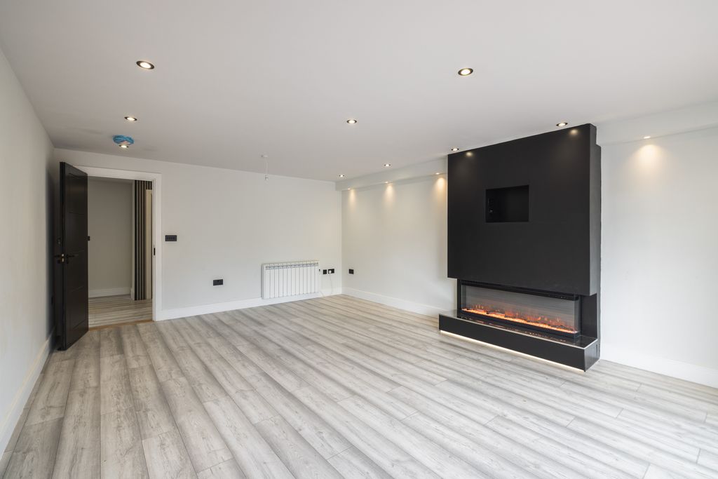 Additional image 9 of 3 bed flat for saleLa Vallee Des Vaux, St. Helier, Jersey JE2