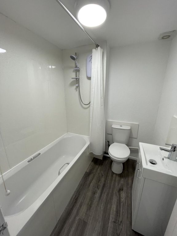 Property photo 2 of 10 Gallery