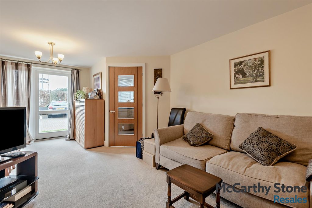 Additional image 4 of 1 bed property for saleMorgan Court, Station Road, Petworth GU28