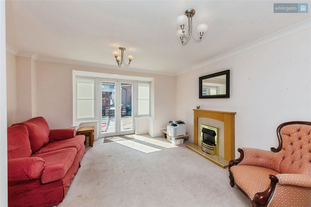 Property photo 3 of 18 Picture No. 04
