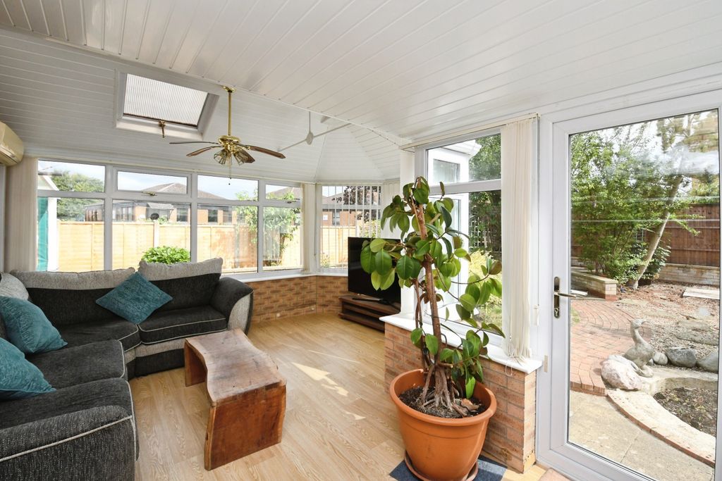 Property photo 3 of 16