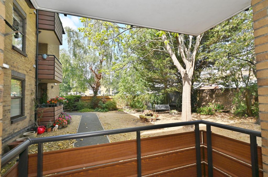 Property photo 3 of 12