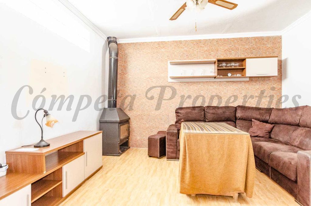 Property photo 3 of 29