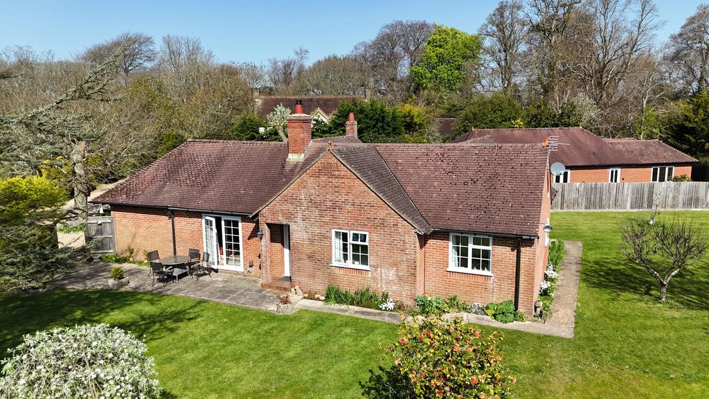 Property photo 2 of 34 Picture 2