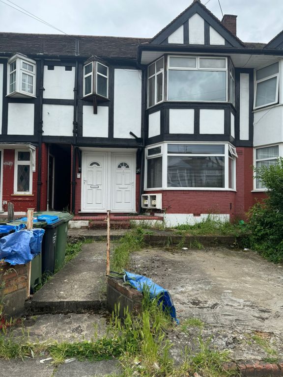 Property photo 1 of 6 1 Bed Terraced House For Sale Kenmere Gardens, Wembley Ha0