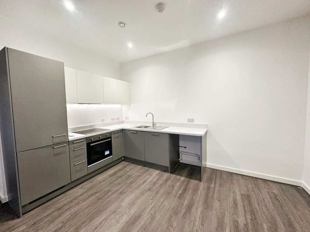 Property photo 3 of 8 Picture No. 30