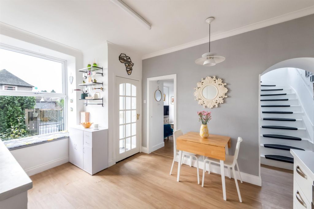 Property photo 3 of 23 Kitchen/Diner