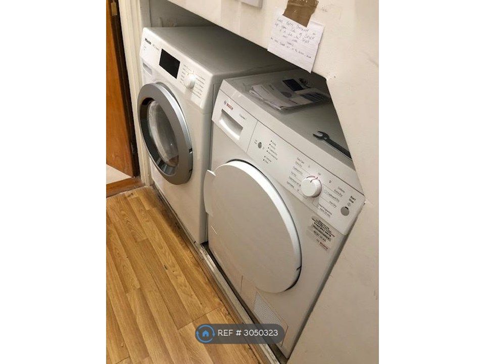 Property photo 3 of 6 Communal Washing Machine-Dryer