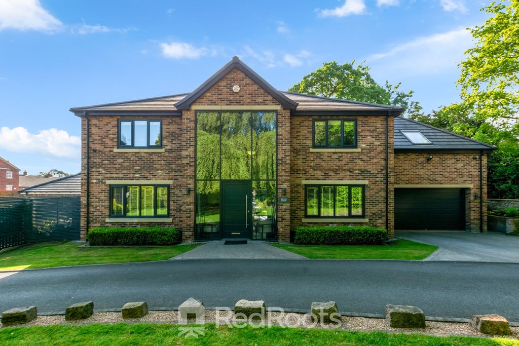 Property photo 1 of 48 5086000