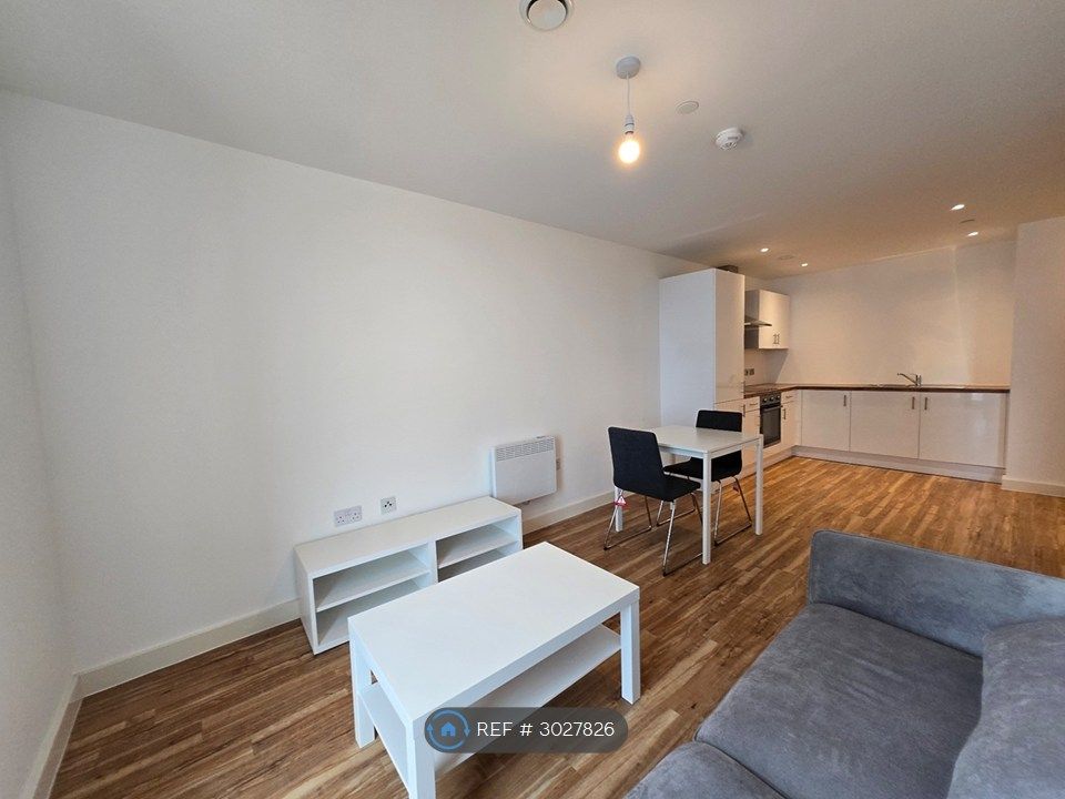 Property photo 3 of 19 Living &amp; Dining