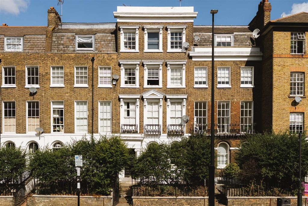 Property photo 1 of 27 Hackney_Road-6.Jpg