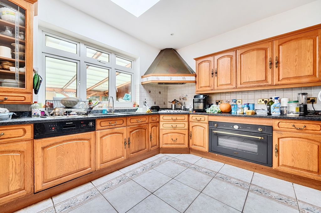 Property photo 2 of 15