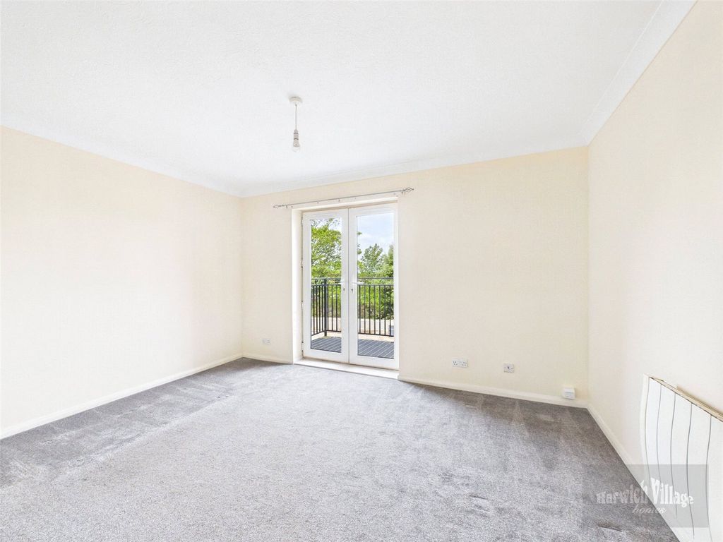 Property photo 2 of 13 Picture No. 02