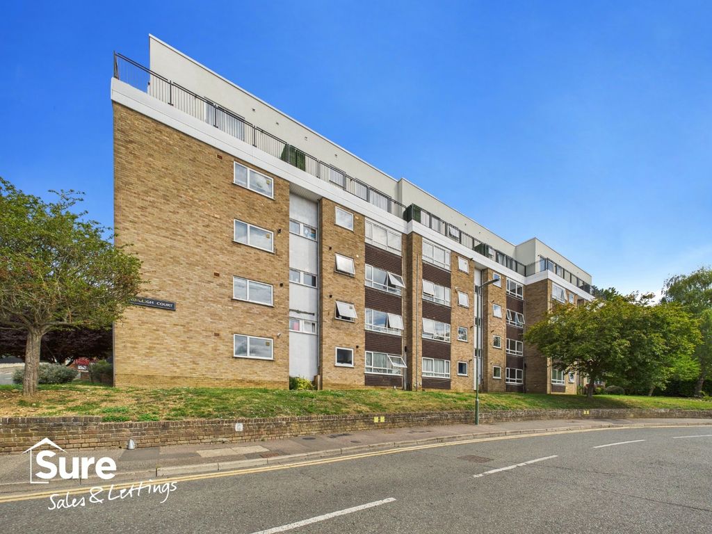 Property photo 1 of 2 4416130