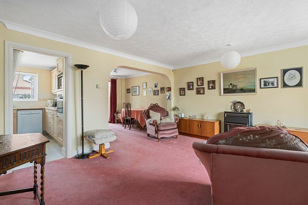 Property photo 2 of 13