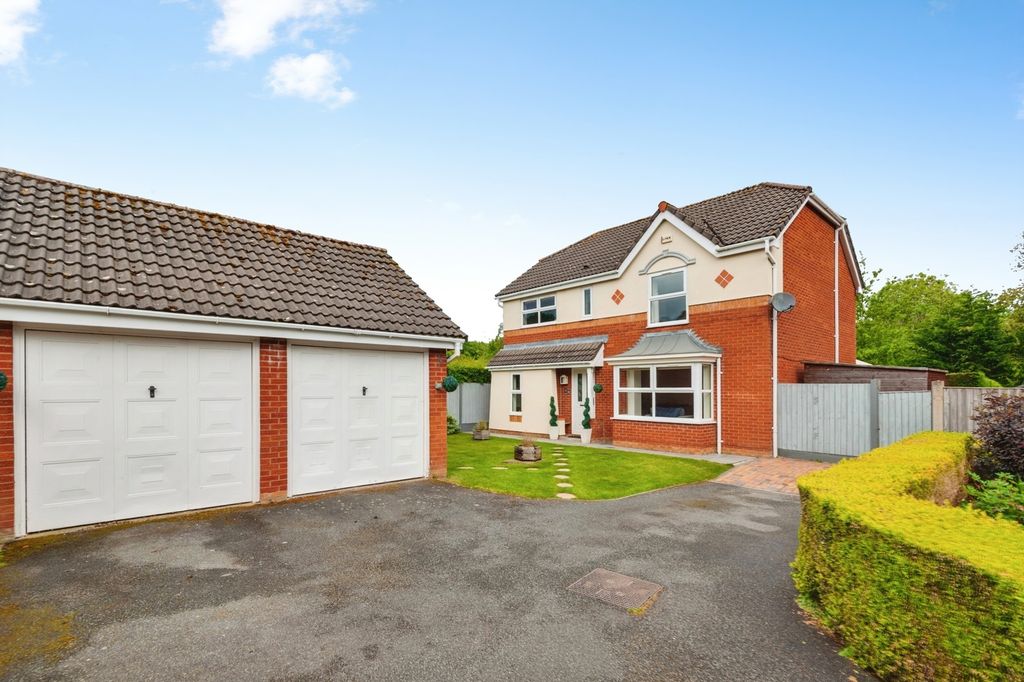 Property photo 2 of 29 Pbox-Img.Jpg