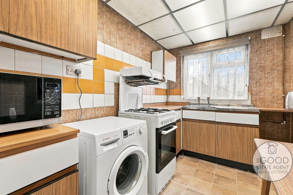 Property photo 3 of 13